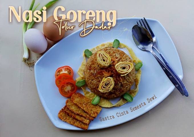 Resep 008. NASI GORENG TELUR DADAR oleh Sastra Cinta Semesta Dewi - Cookpad