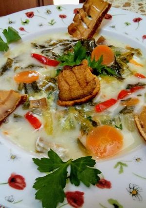 O poză a rețetei Supă de salată verde cu slănină afumată.