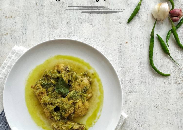 Easiest Way to Cook Tasty Ayam Gulai Lado Mudo