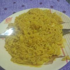 A picture of Masala maggi.