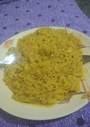A picture of Masala maggi.