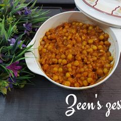 A picture of Safed Matar or White Dry Peas Masala.