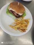 Chivito canadiense