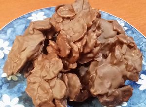 Una foto de Galletas de Cereal y Chocolate (2 ingredientes)