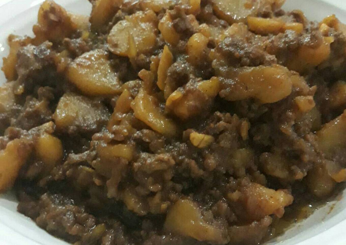 Kentang kecap daging cincang