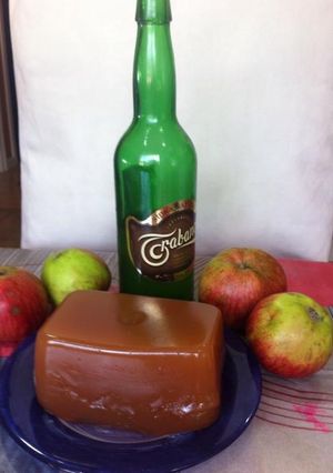 Una foto de Dulce de manzana y sidra