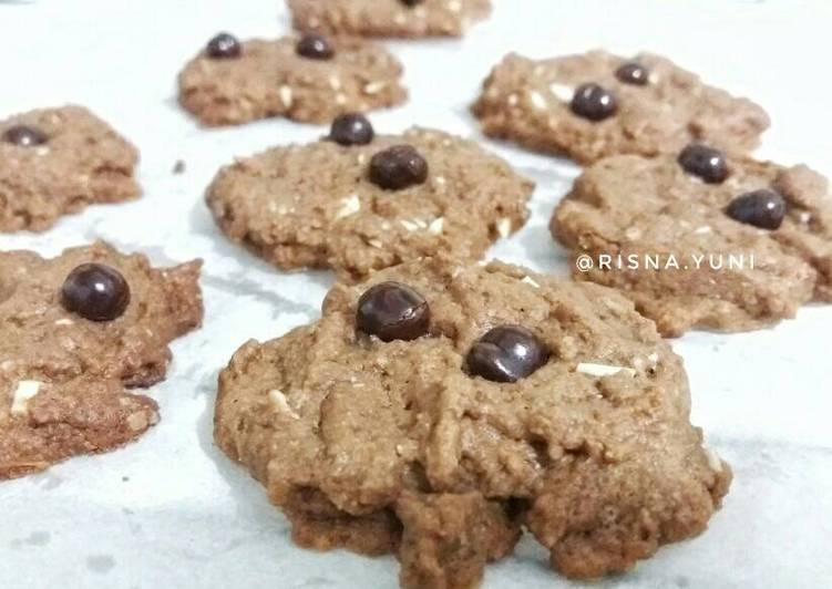 Bagaimana Membuat Chocolate almond cookies, Enak