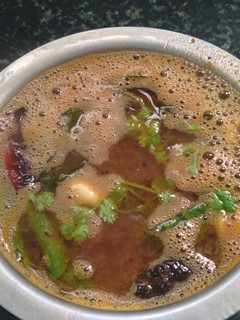 கொள்ளு ரசம் (Kollu rasam recipe in tamil) செய்முறை முக்கிய புகைப்படம்