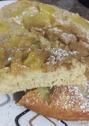 Una foto de Torta de manzana súper fácil y sana