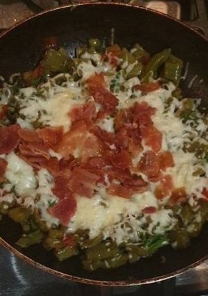 A picture of Keto Nopales with Bacon.