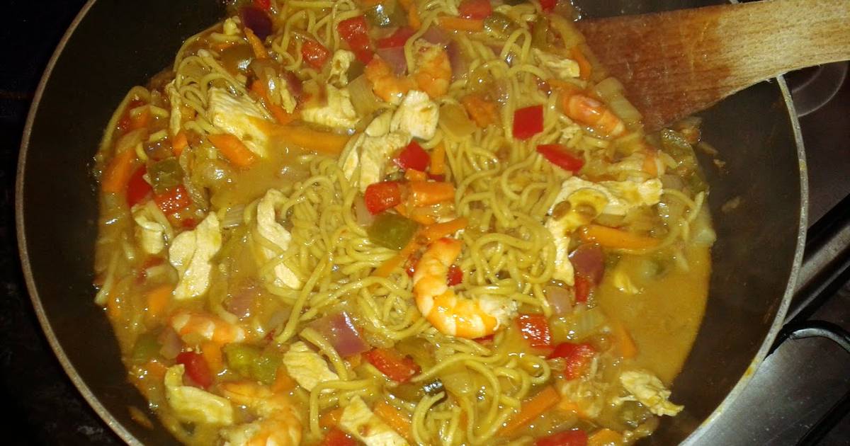 King Prawn and Chicken Satay Stir Fry Recipe by noisyrow Cookpad