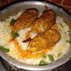 A picture of Fish biryani.