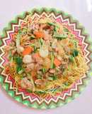 Mì xào giòn dã chiến đơn giản