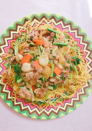 Hình của món Mì xào giòn dã chiến đơn giản.