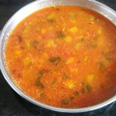 A picture of Tomato Baingan.