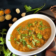 Soya Chunks Ka Salan (Hyderabadi style) A picture of Soya Chunks Ka Salan (Hyderabadi style).