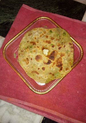 A picture of Peas paratha.