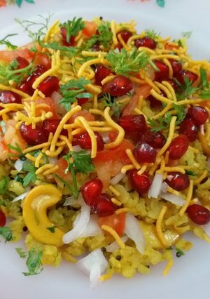 A picture of Indori Poha.
