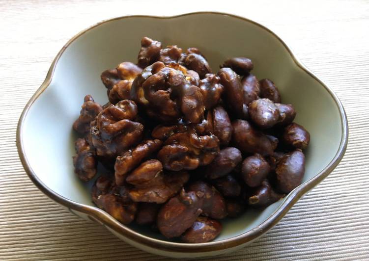 Steps to Prepare Perfect Muscovado Coated Nuts