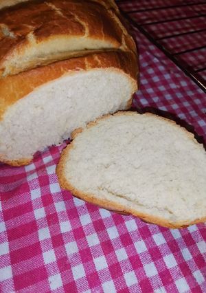Fehér kenyér 🍞(kb. 0, 5kg) recept fotója