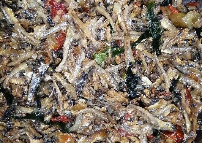 Resep Balado Ikan Teri Oleh Winz Alharsyi Cookpad