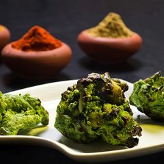 A picture of Hariyali Chicken Tikka.