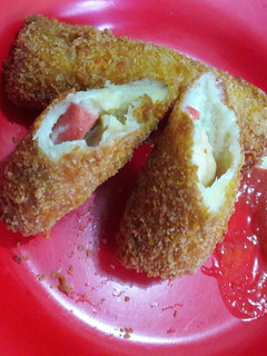 Foto resep Roti goreng sosis keju mayo