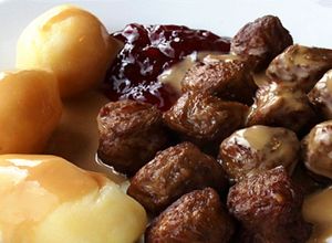 Una foto de Köttbullar (albóndigas suecas)