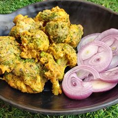 A picture of Tandoori Malai Broccoli.