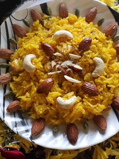 केसरिया मीठे चावल (Kesariya mithe chawal recipe in Hindi)                       रेसिपी मुख्य फोटो