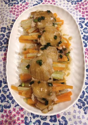A picture of Stuffed Chicken Wings.