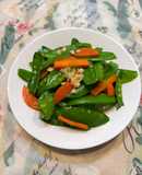 蒜頭炒豌豆莢