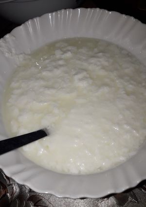A picture of Yogurt.