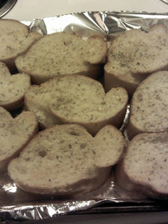 A picture of Garlic Bread.