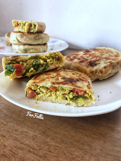 صورة لوصفة مطبق بالبيض والدجاج المفروم 🐓🥚