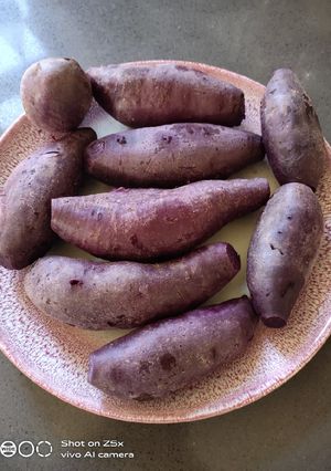 A picture of Purple Sweet Potatoes.