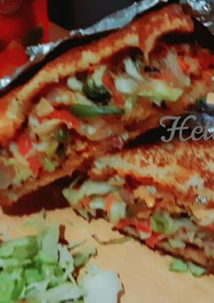 સેન્ડવિચ (Sandwich Recipe in Gujarati) રેસીપી મુખ્ય ફોટો