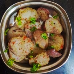 A picture of Singhara fry.