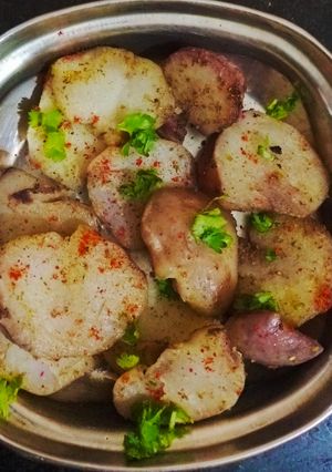 A picture of Singhara fry.