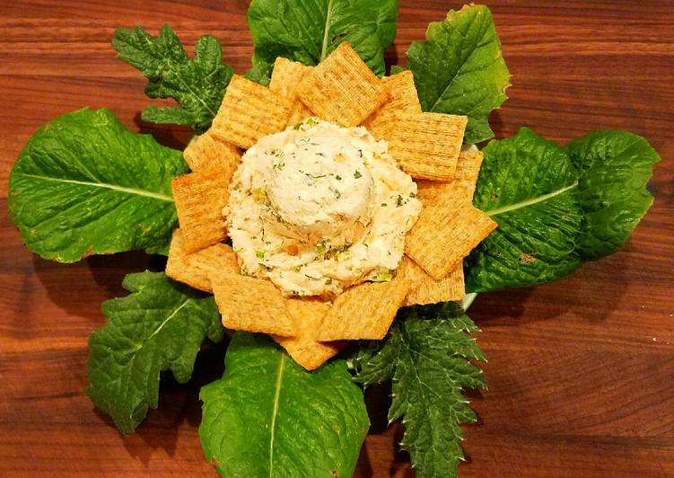 How To Make Your Cooking Mike&#39;s Marisco Bagel &amp; Cracker Spread Flavorful