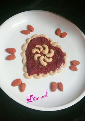 A picture of Beetroot halwa.