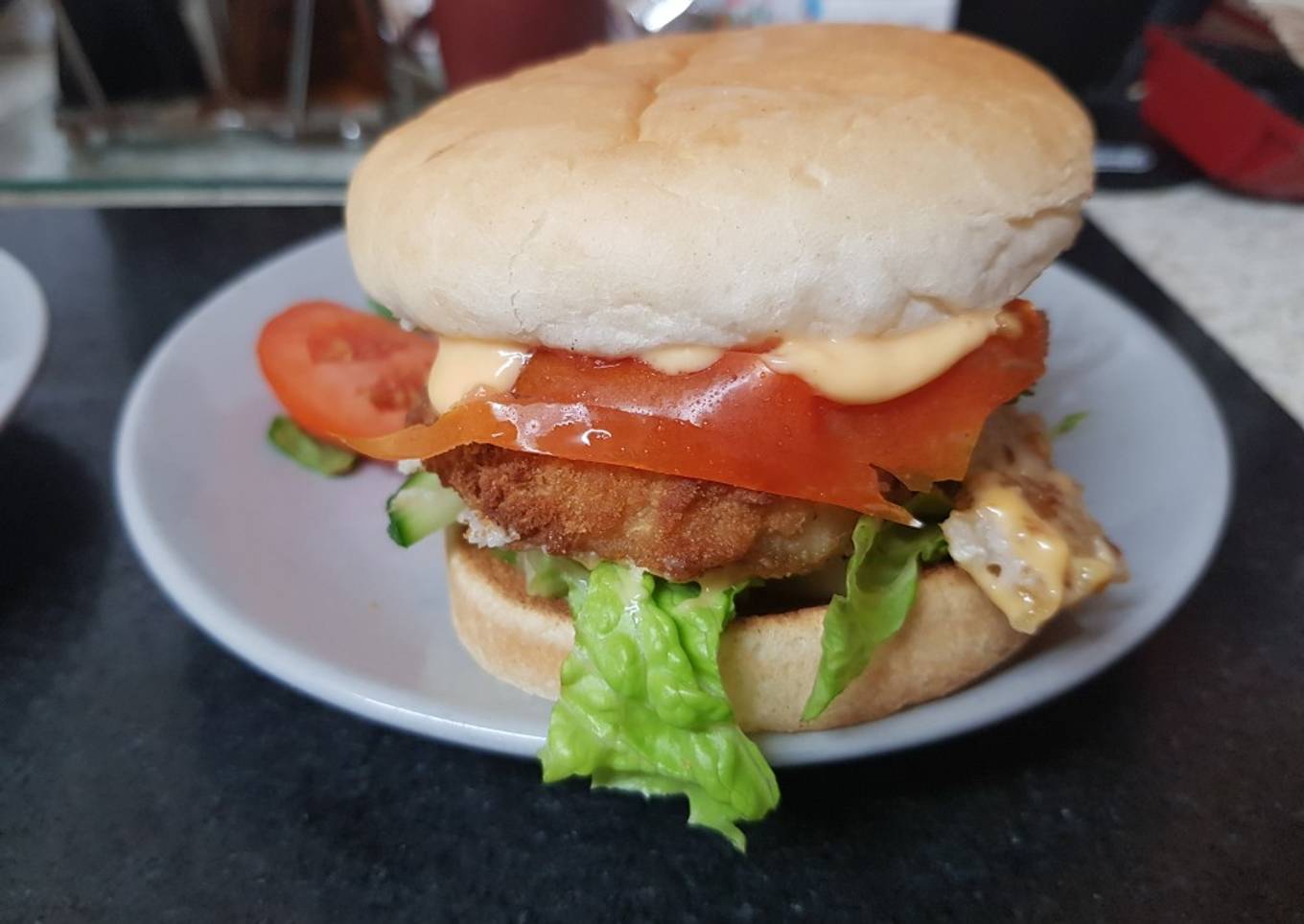 My lovely Cod in batter burger bun with tangy seafood sauce 😘
