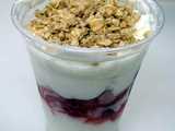 strawberry yogurt parfait