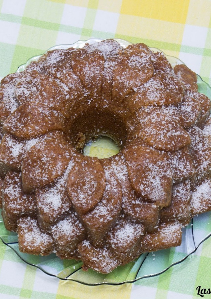 Foto principal de Bundt cake de coco