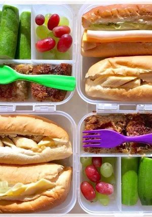 صورة لوصفة افكار لانش بوكس صحيه للمدرسه او الجامعه🥝🥒🍒🥪