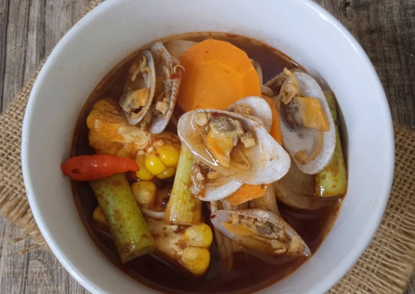 TomYum (bumbu instan Bamboe)