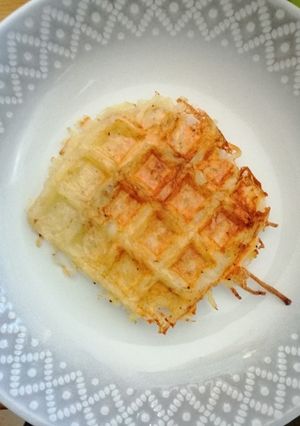A picture of Waffle press hashbrowns.