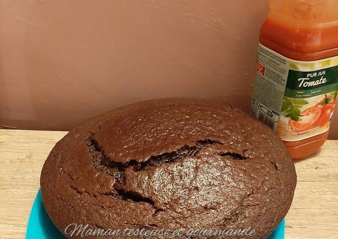 Gateau Au Chocolat Au Jus De Tomate De Emilie Demichelis Thomas Cookpad