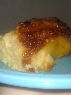 Una foto de Torta invertida de manzana