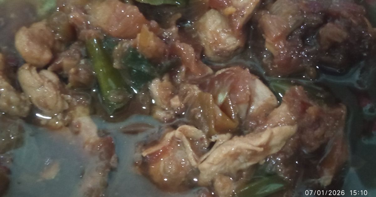 Semur ayam sedap tanpa penyedap instan (enak buat mie ayam atau nasi aja)